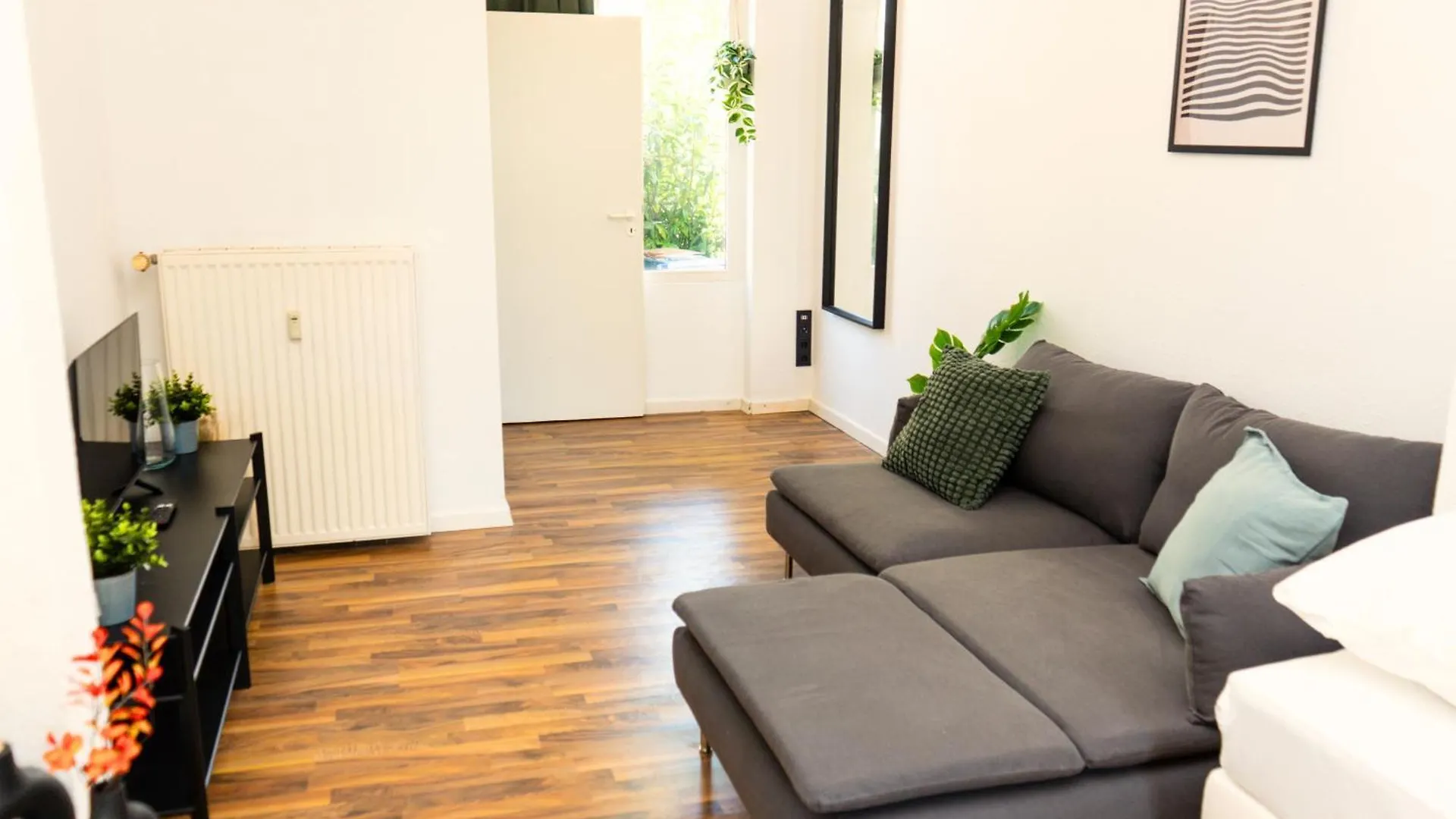 Unique - Suite - Kitchen - 2 Beds - Wifi - Washing Machine بريمين